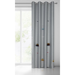 Gotowa zasłona dziecięca nowoczesna z haftowanymi autami srebrna 140x250 cm