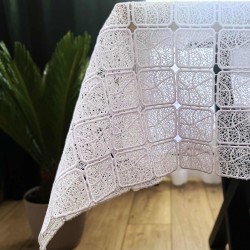 Obrus gipiurowy na metry Kwadracik Biel szer. 140 cm