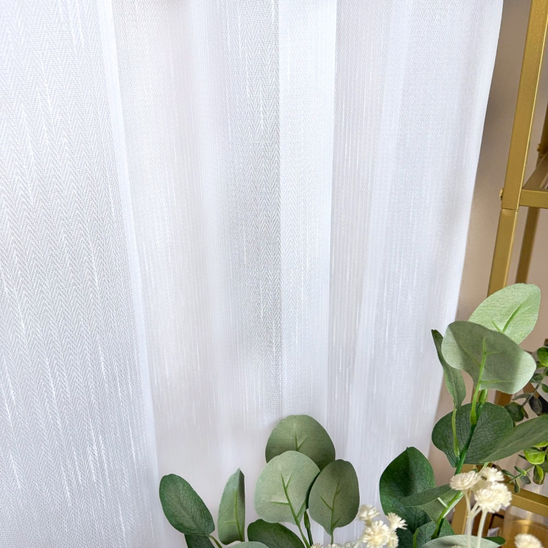 Firana na metry gładka biała drobna jodełka z ołowianką - wys. 330 cm